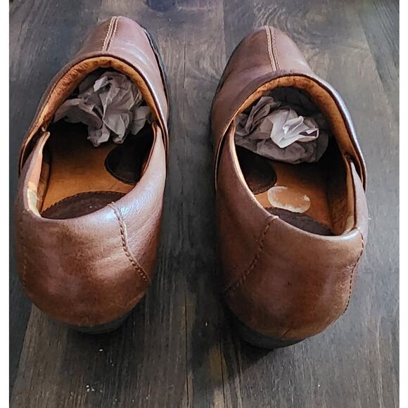 Born Concept Brown Slip on Ankle Bootie Chunky Block Heel Size 7.5 - Picture 3 of 8